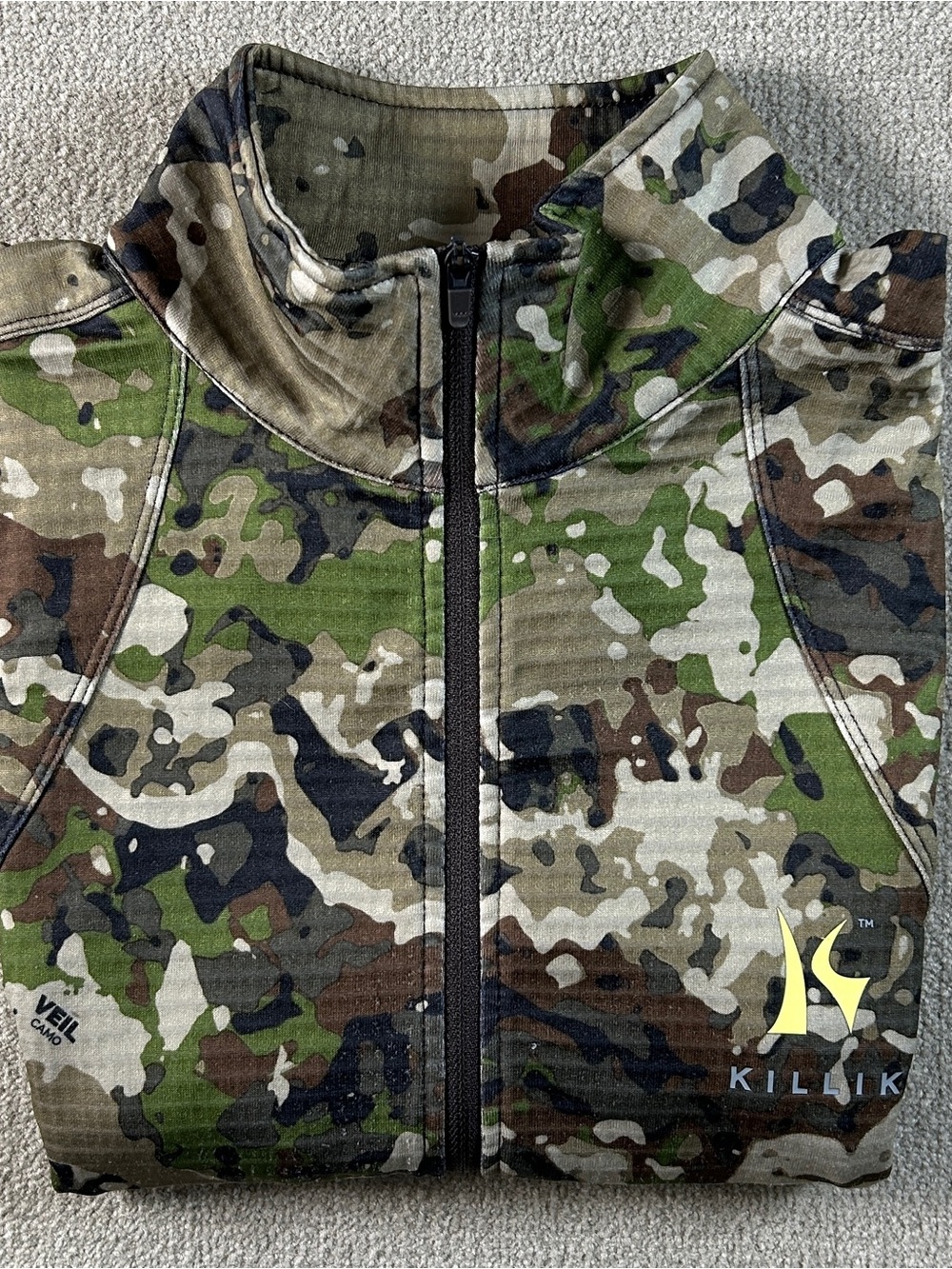 KILLIK Women’s Green Camo Zip-Up Hoodie